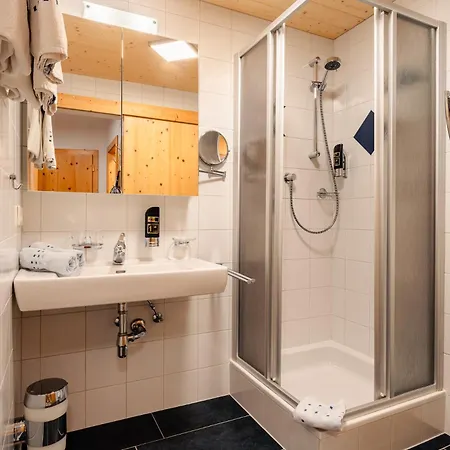 Haus Binter بيت ضيافة