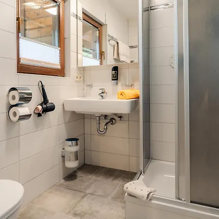 بيت ضيافة Haus Binter 3*