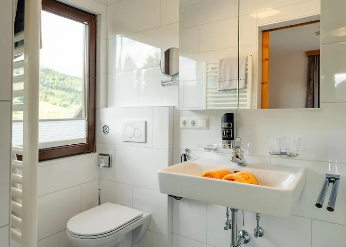 Πανσιόν Haus Binter Weissensee